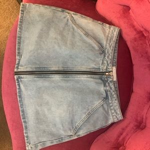 Zip up denim mini skirt